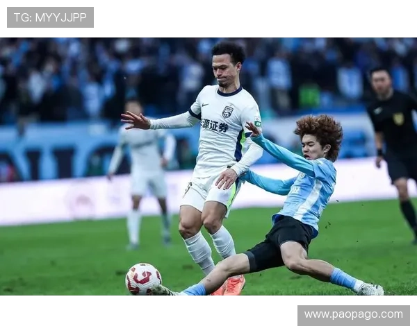 中超联赛第27轮精彩对决大连英博迎战武汉三镇争夺关键积分